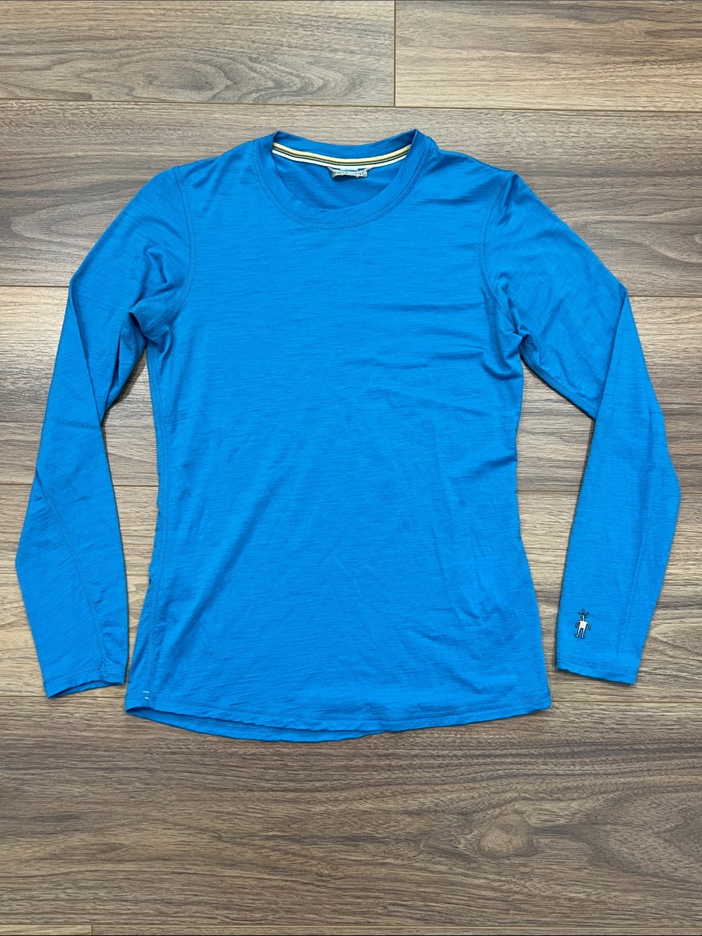 Smartwool Merino Wool Long Sleeve Base Layer in Blue Size Small?